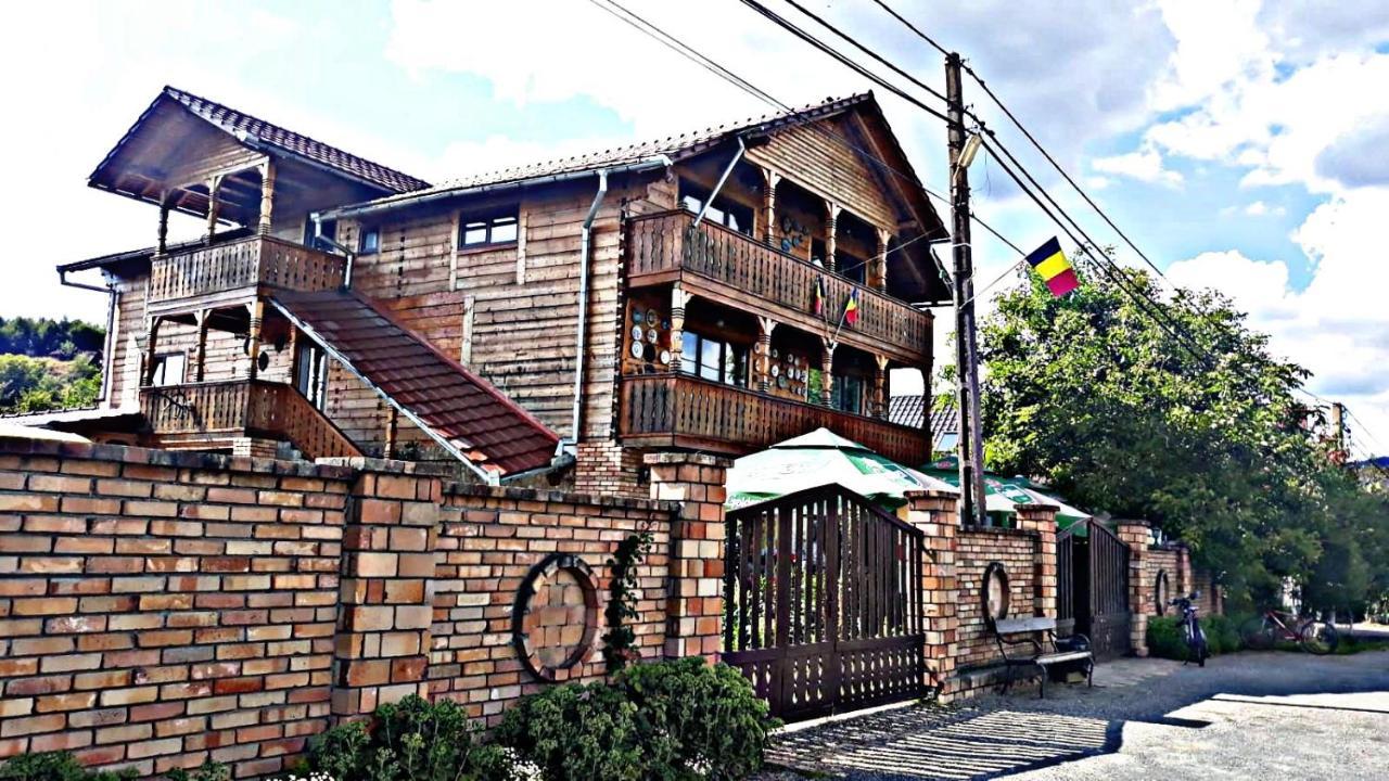 LapusLa Curtea Vecheアパートメント エクステリア 写真